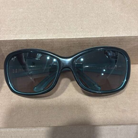 Maui Jim Pearl City MJ 214-03A Butterfly Black Sunglasses Gray Polarized Lenses main image 5